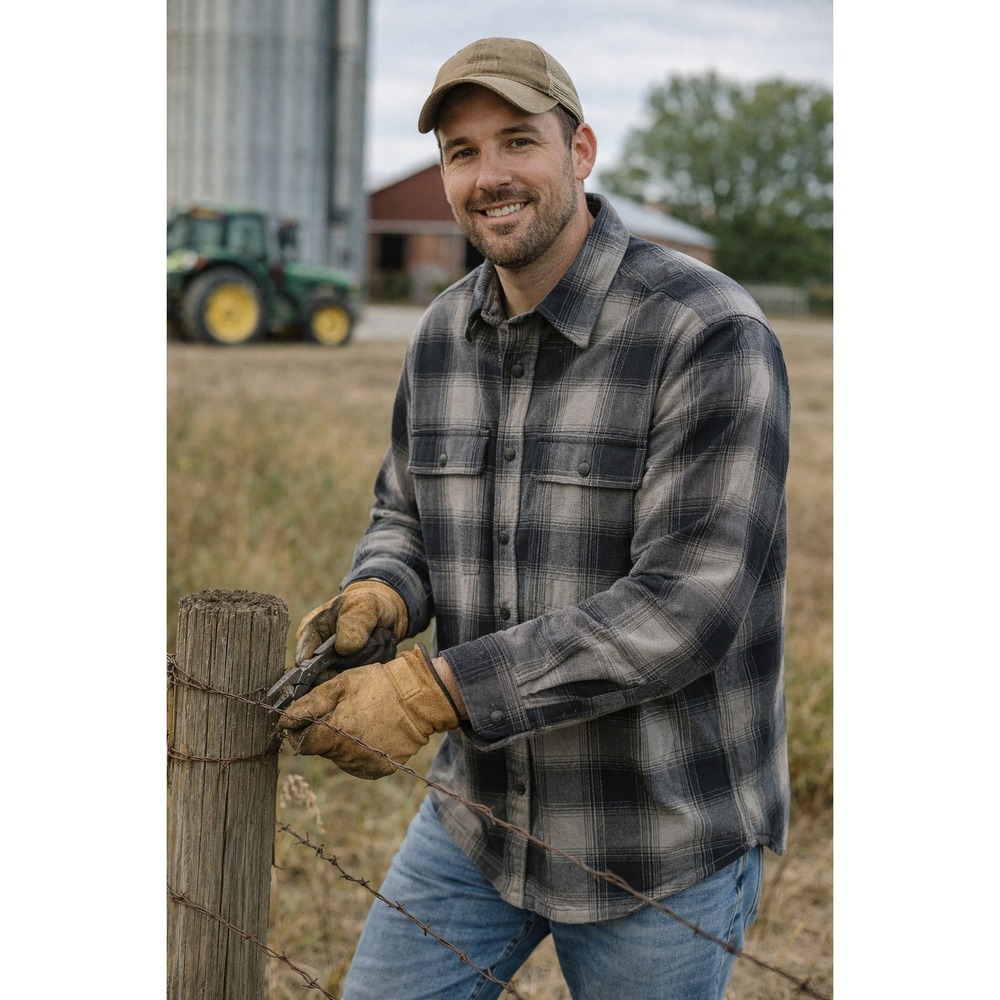 Farm Barn Workwear Outdoors Fleece Lined Ridgecut Gray Plaid SnapShirt L Jacket